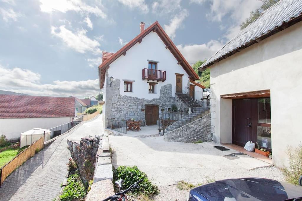 Casa Rural Enekoizar Abaurrea Alta Luaran gambar